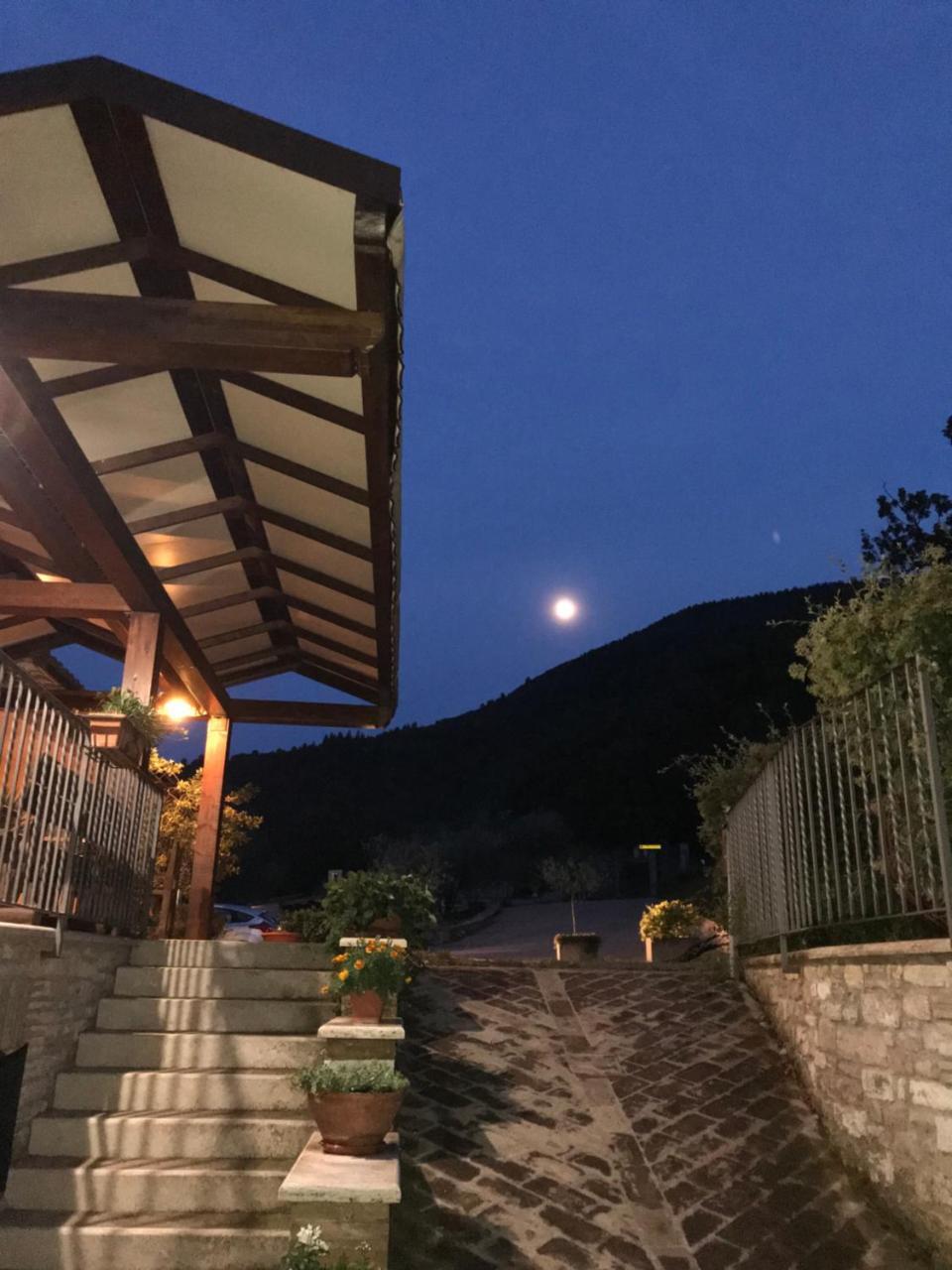 伊尔城堡农庄旅馆 阿西西 外观 照片