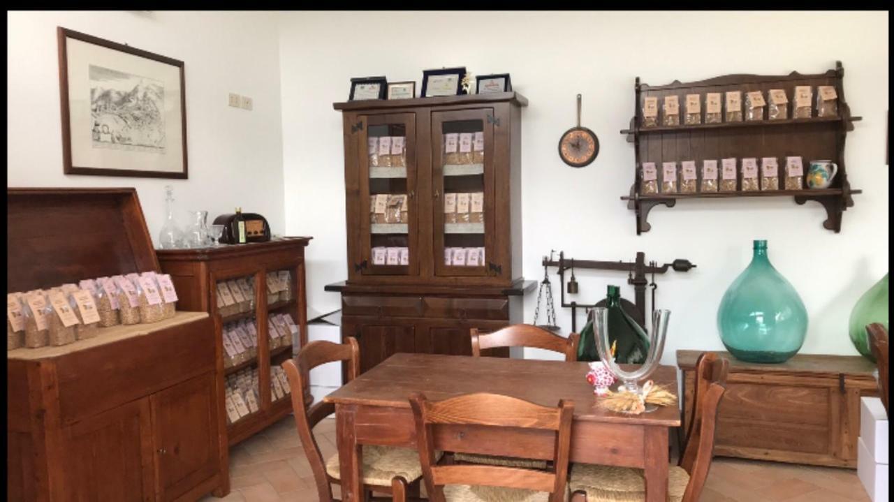 伊尔城堡农庄旅馆 阿西西 外观 照片